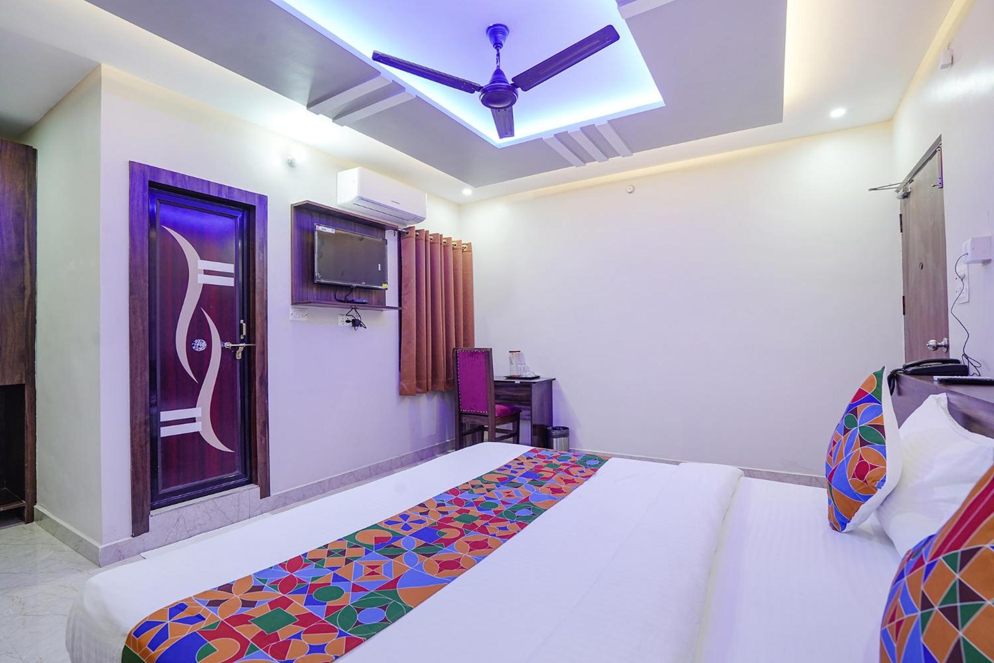 Fabhotel Nandini Grand Kakarmatha Buitenkant foto