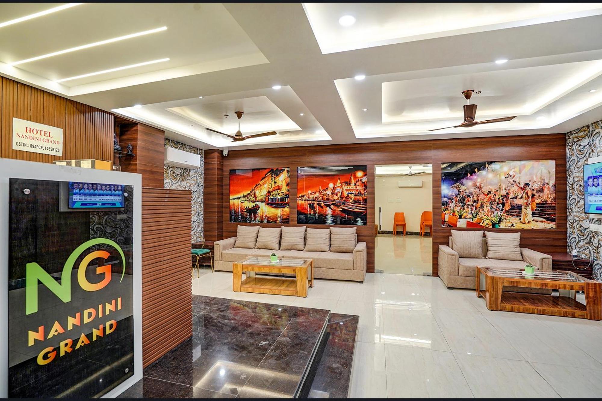 Fabhotel Nandini Grand Kakarmatha Buitenkant foto