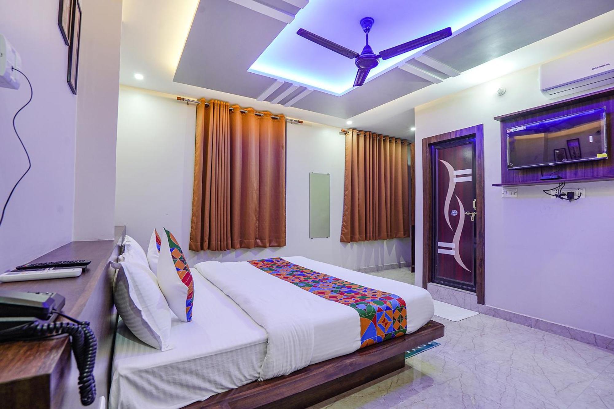 Fabhotel Nandini Grand Kakarmatha Buitenkant foto